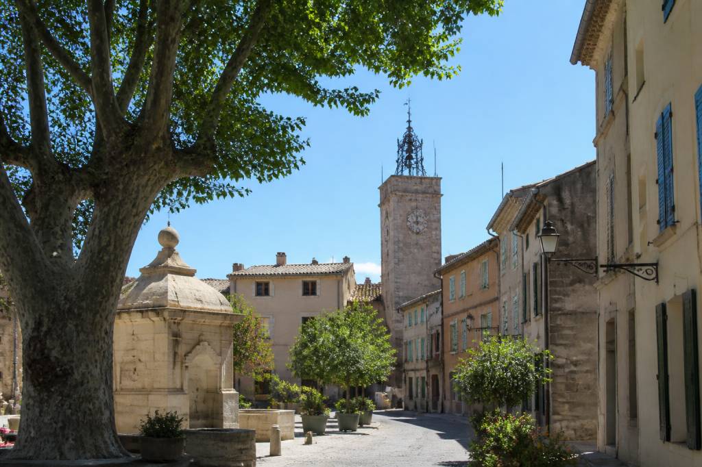 Pertuis : histoire, patrimoine et art de vivre en Provence